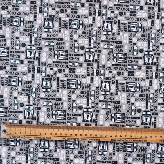 Gorro quirúrgico con diseño de naves espaciales de Star Wars Pride