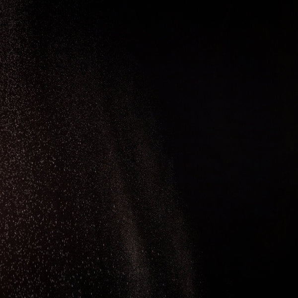 Fine particles dispersing in the air