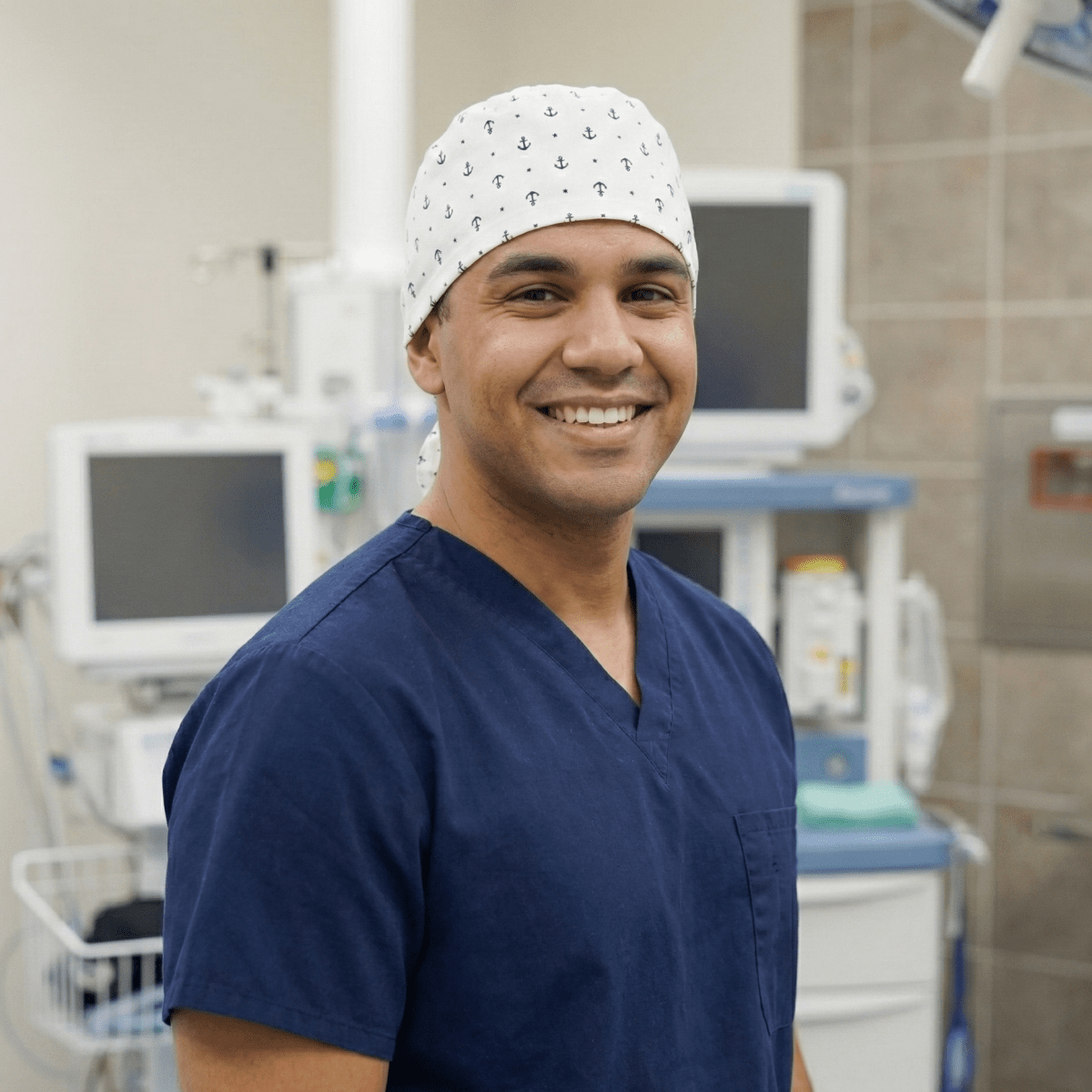 Anchors On Ivory Scrub Cap scrub cap detail view 2