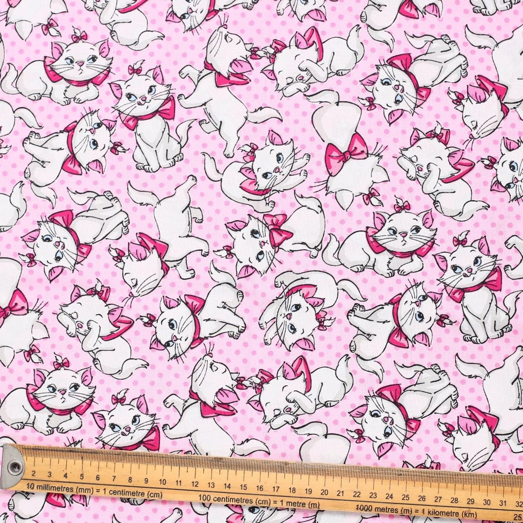 Gorro quirúrgico con diseño de gato de Disney Marie