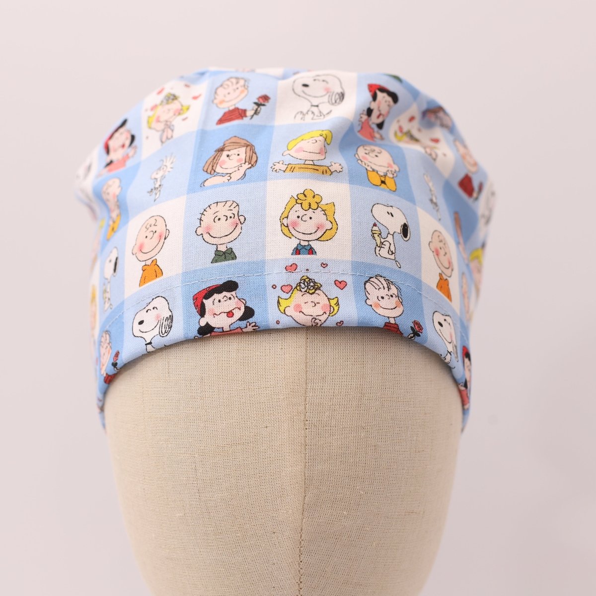 Charlie Brown + Friends In Grid Scrub Cap