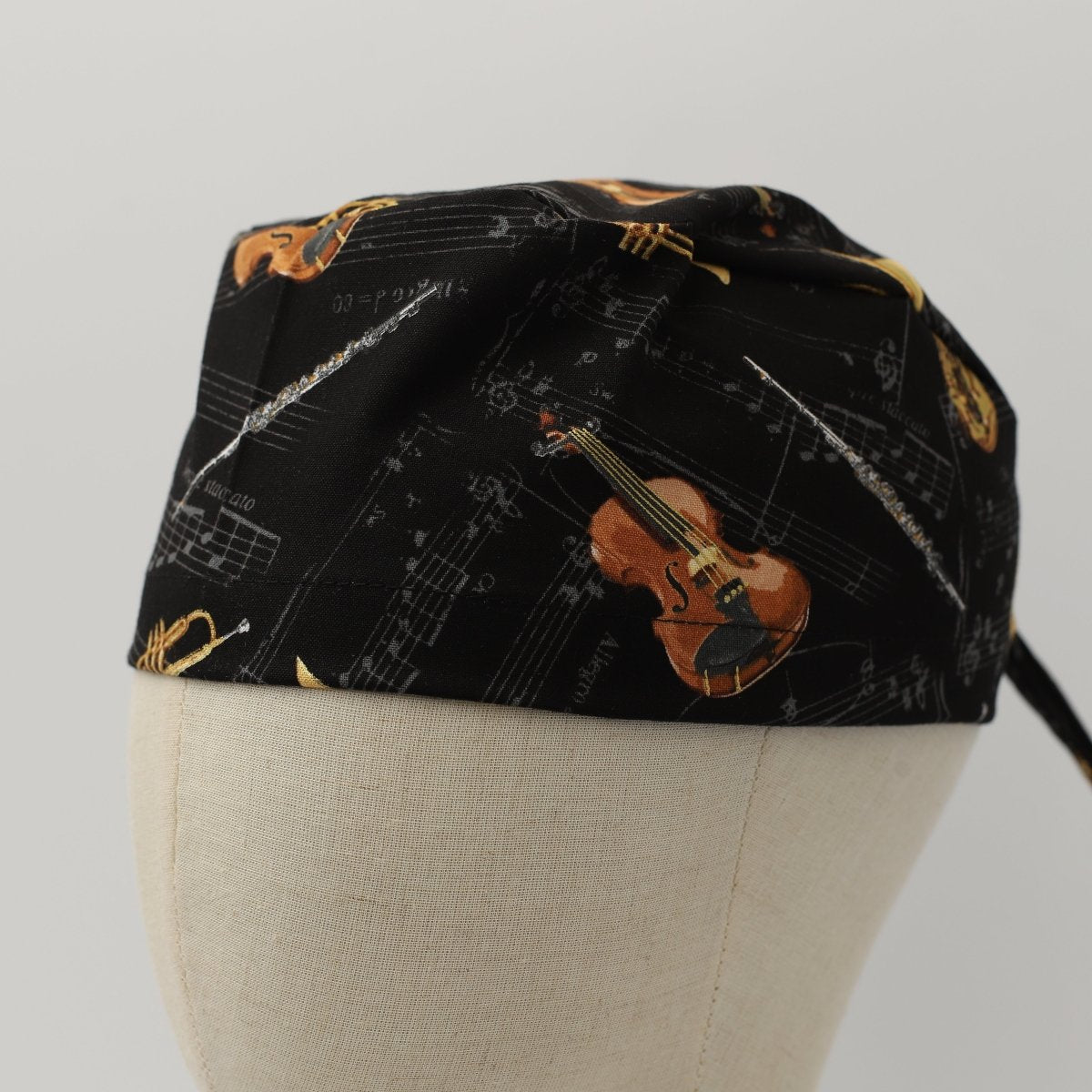 Gorro quirúrgico para instrumentos musicales