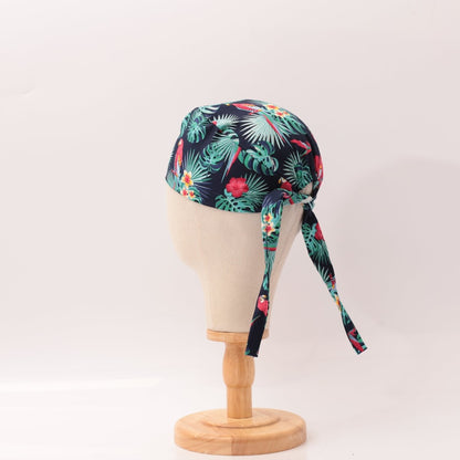 Camisa hawaiana con gorro de quirófano con palmeras y pájaros