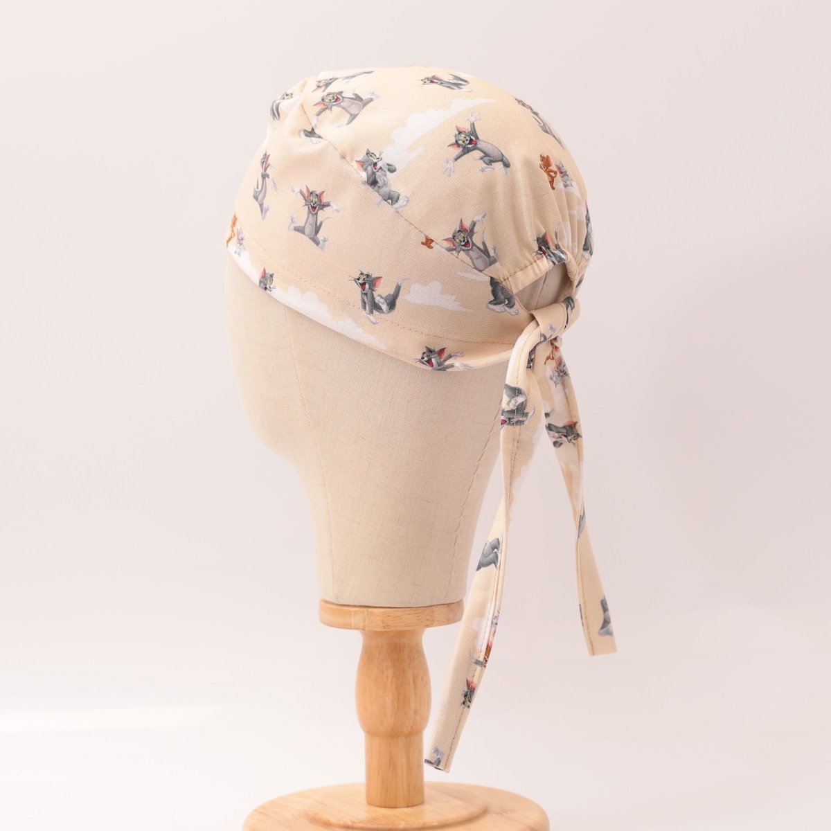 Tom And Jerry Clouds Beige Scrub Cap
