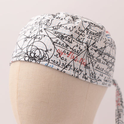Gorro quirúrgico con pizarra de matemáticas