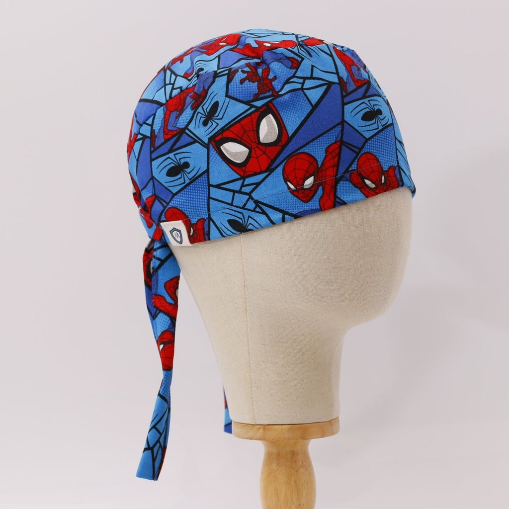 Gorro quirúrgico con diseño de telaraña de Spiderman
