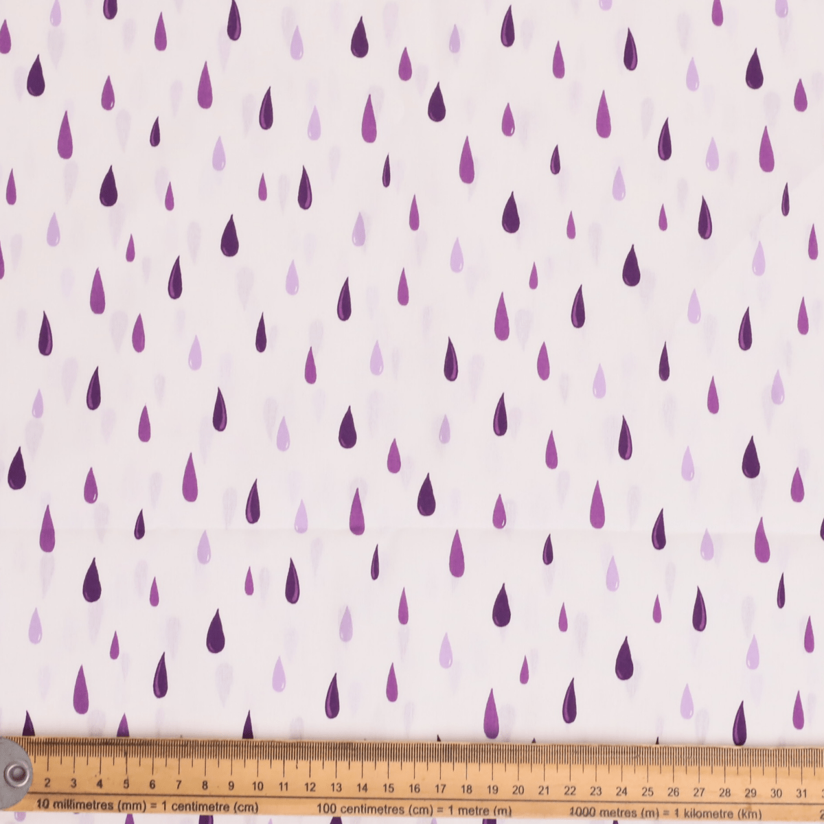 Gorro quirúrgico con gotas de lluvia moradas