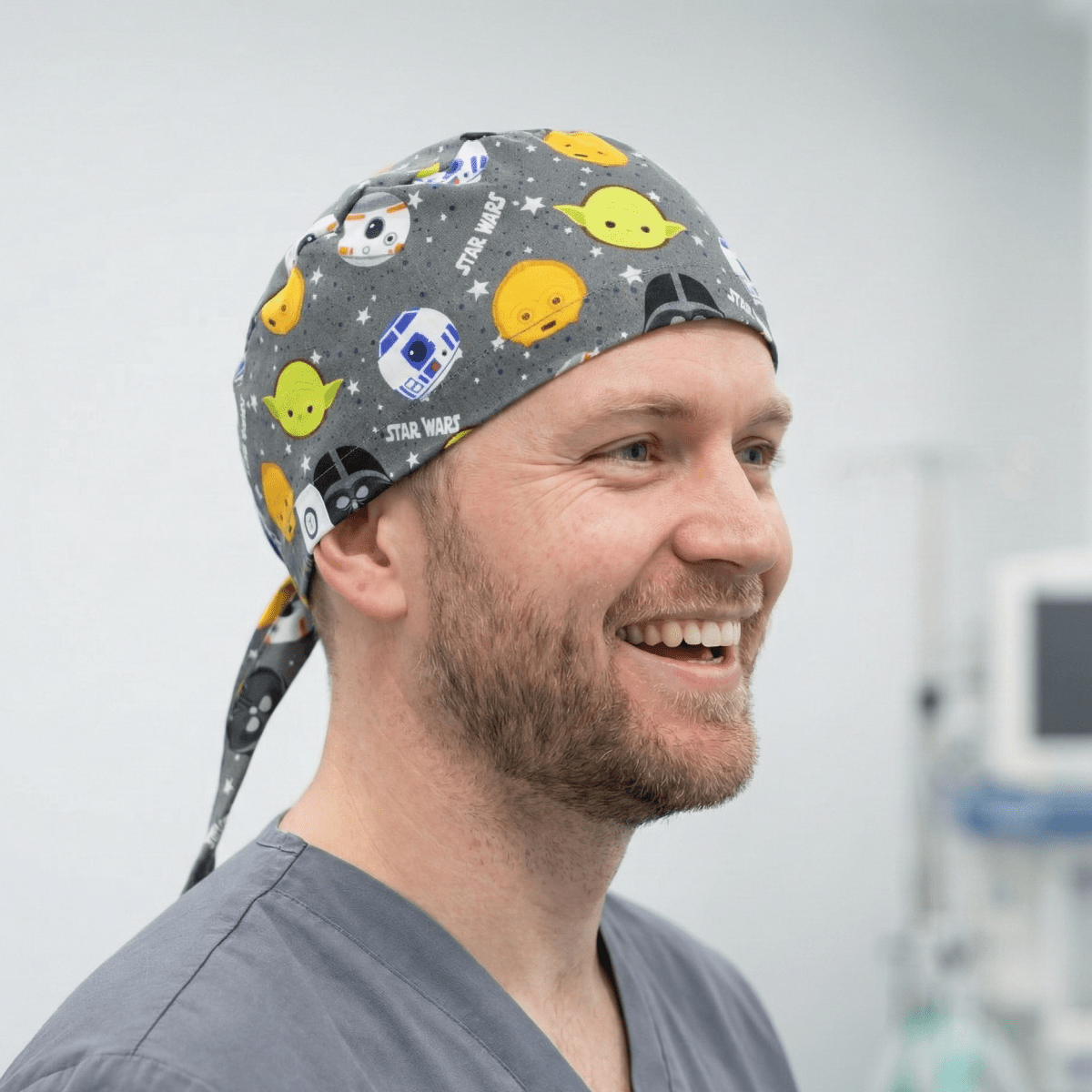 Star Wars Kawaii Heads Yoda Scrub Cap