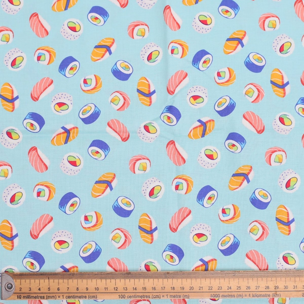 Gorro quirúrgico con diseño de comida kawaii y sushi