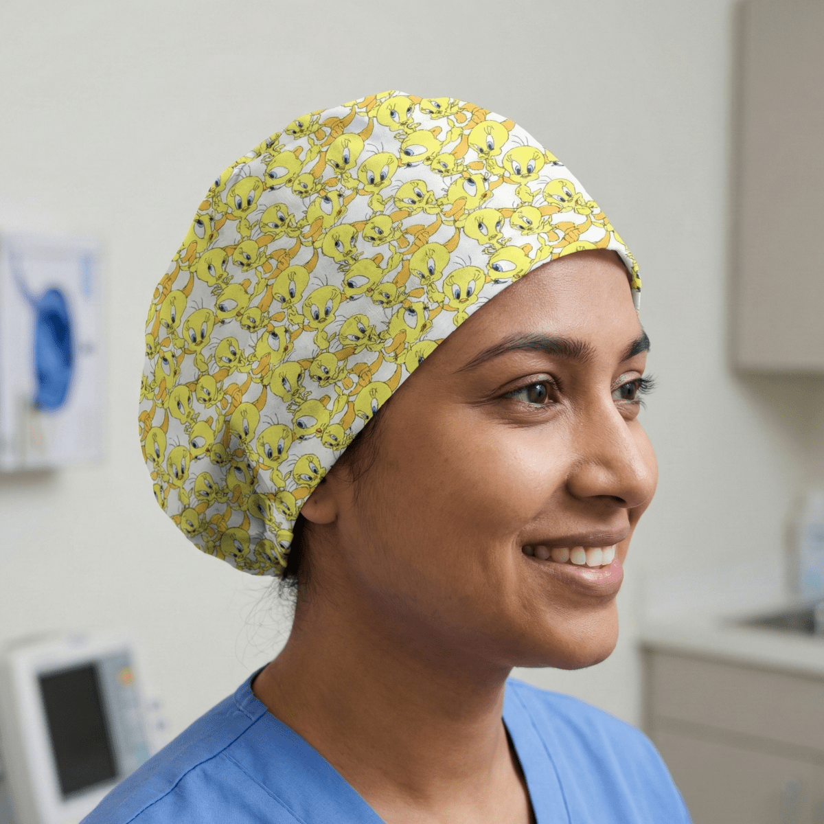 Gorro quirúrgico con dibujo animado de televisión Looney Tunes Tweetie Bird